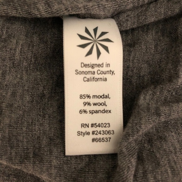 Athleta gray long sleeved dress, small - Picture 8 of 8